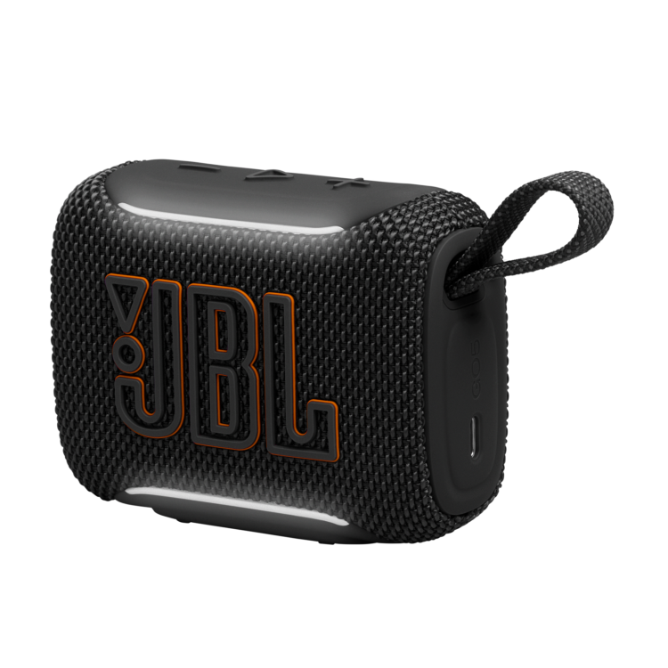 JBL GO5 črn prenosni zvočnik z tekstilnim ohišjem, velikim logotipom in zanko za nošenje