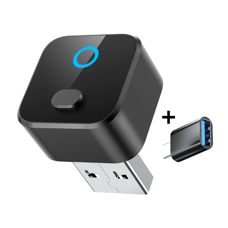 Kompakten črn USB‑A avto adapter z LED obročem in gumbom, priložen USB‑C pretvornik; univerzalni model.