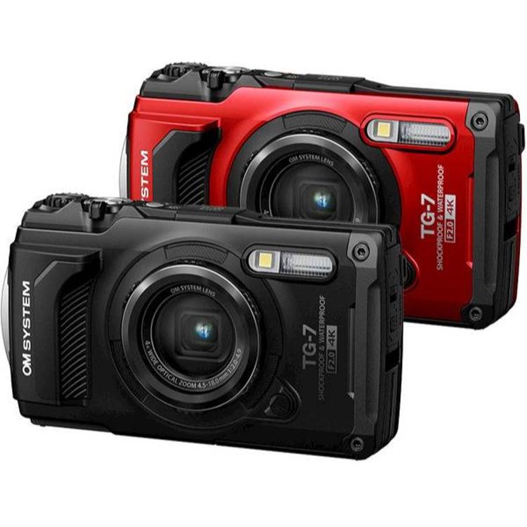 Digitalni fotoaparat Olympus TG-7, črna