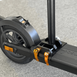 Električni skiro Comscoot z sedežem ECO plus