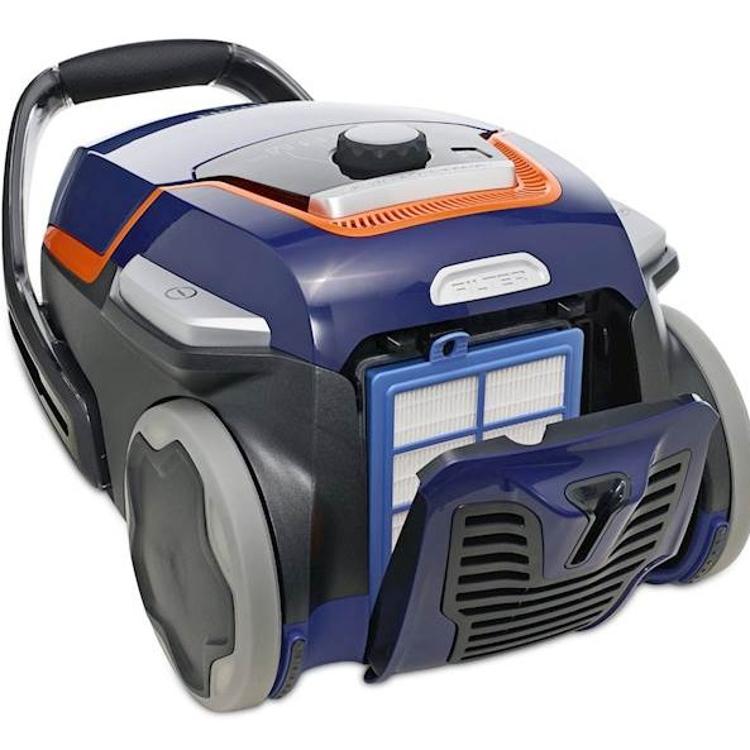 Zadnji del sesalnika Electrolux UltraOne z odprtim prostorom za HEPA filter in sistemom filtracije.