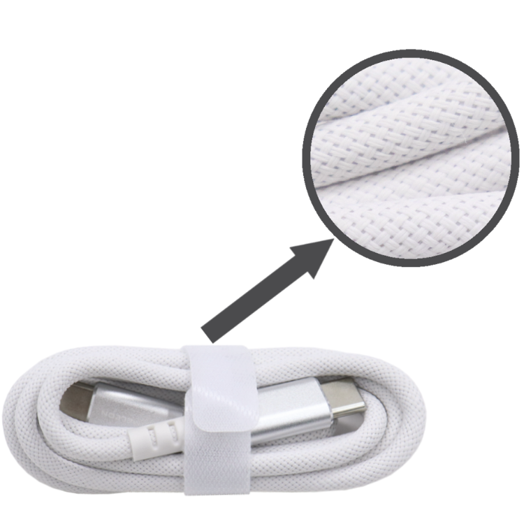 Pleten USB‑C na USB‑C kabel za hitro polnjenje in prenos podatkov z ojačano tekstilno prevleko.