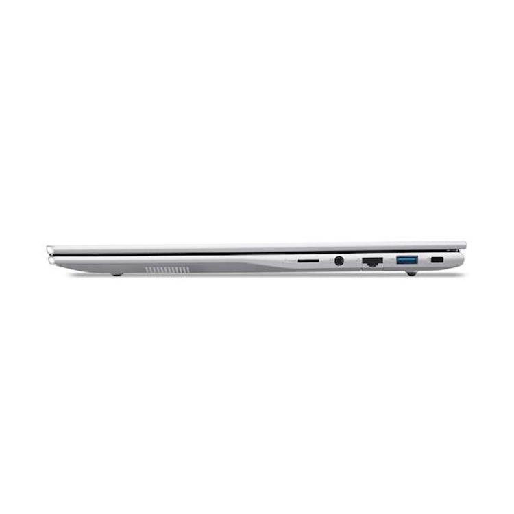 Stranski pogled na Acer Aspire prenosnik z vidnimi priključki USB, HDMI in napajalnim vhodom.