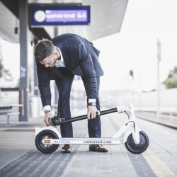 Električni skiro Comscoot ECO