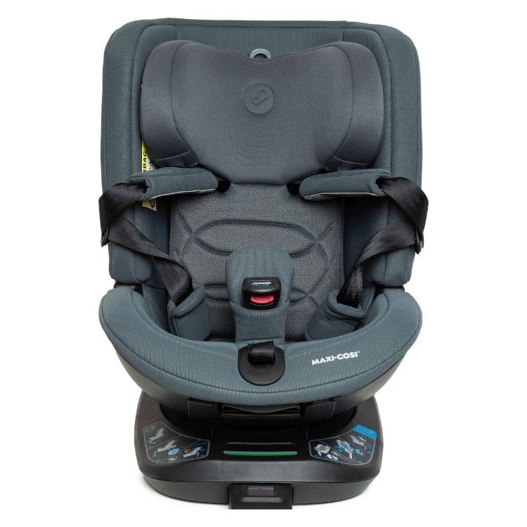 Maxi-Cosi avtosedež Spinel 360 Plus i-Size z varnostnim pasom in mehkim oblazinjenjem.