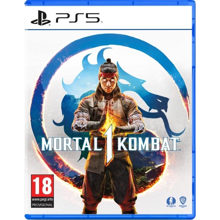 Mortal Kombat 1 za PS5, uradna naslovnica z osrednjim borcem pred simbolom zmaja Mortal Kombat in ognjenimi učinki.