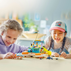 Lego Friends Pomorski reševalni čoln - 41734