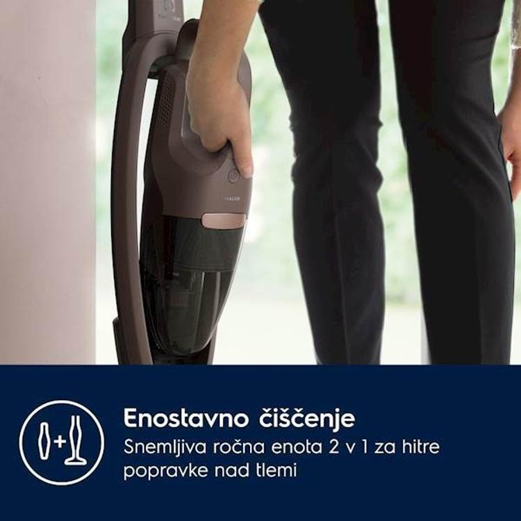 Pokončni baterijski sesalnik 2 v 1 Electrolux ES52AB25WB, 25,2 V