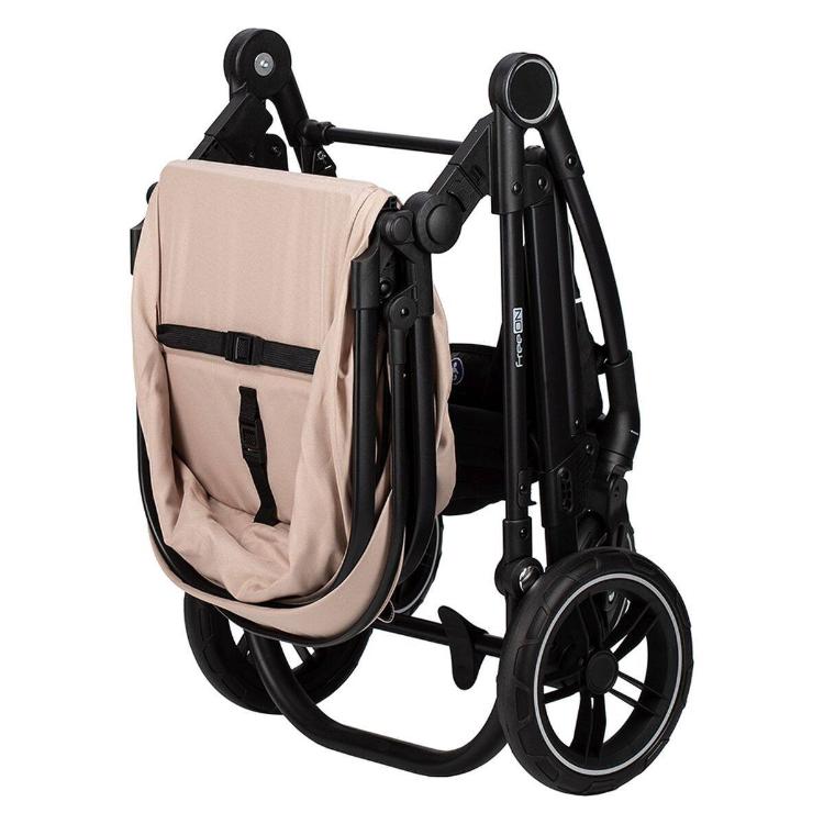 Zložen FreeON Neo voziček za enostavno shranjevanje in prevoz.