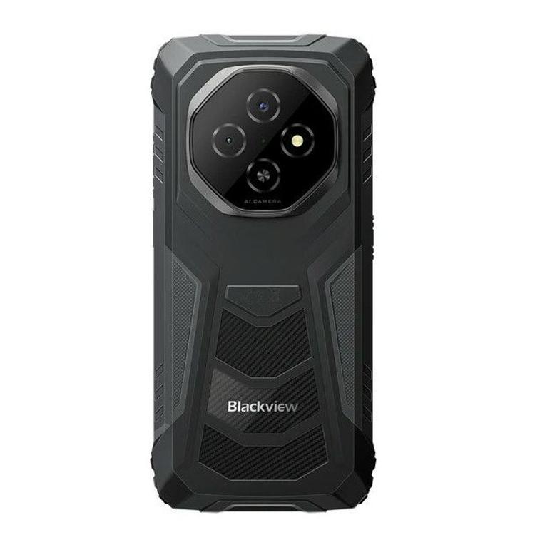 Blackview FORT 1: zadnja stran robustnega telefona z več kamerami, LED bliskavico in ojačanim ohišjem.