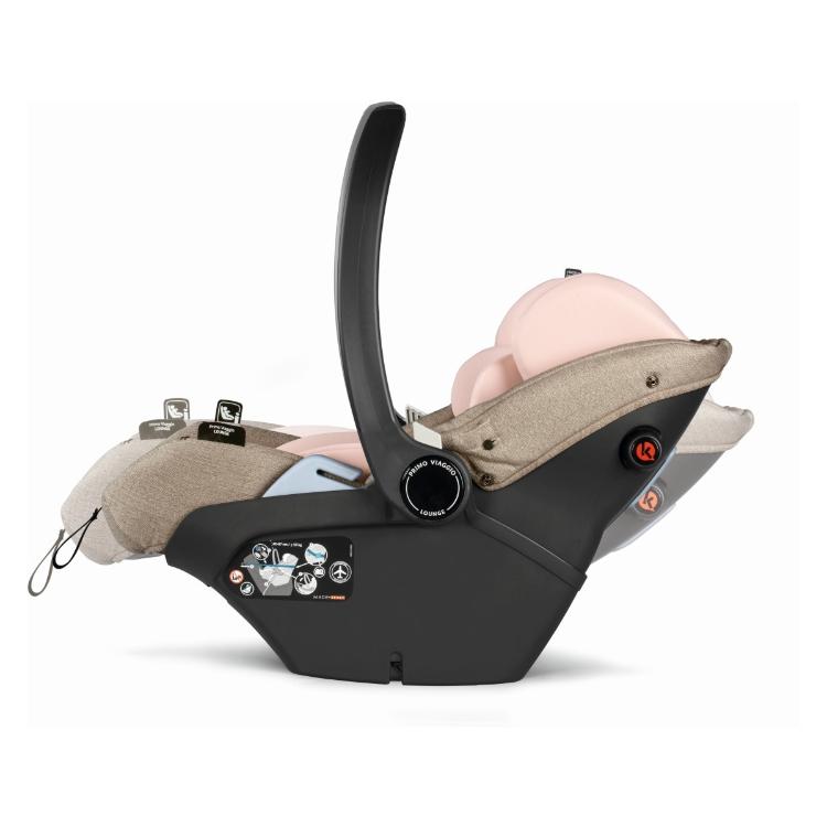 Otroški avtosedež Peg Perego v ležečem položaju, stranski pogled z nastavitvijo naklona