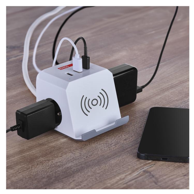 Podaljšek Emos kocka 2 m / 2 vtičnice / beli / 2×USB-A+1×USB-C+Qi / 1,5 mm2