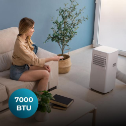 Cecotec prenosna klimatska naprava z daljinskim upravljalnikom pred sprednjo izpihovalno režo