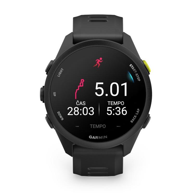 Copilot said: Garmin Forerunner 70, črna športna GPS ura s prikazom srčnega utripa, podatkov o spanju in silikonskim paščkom.