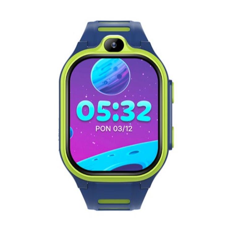 Forever Boost KW‑530 ura, sprednji pogled, kamera nad zaslonom, barvni UI, moder/zelen okvir.