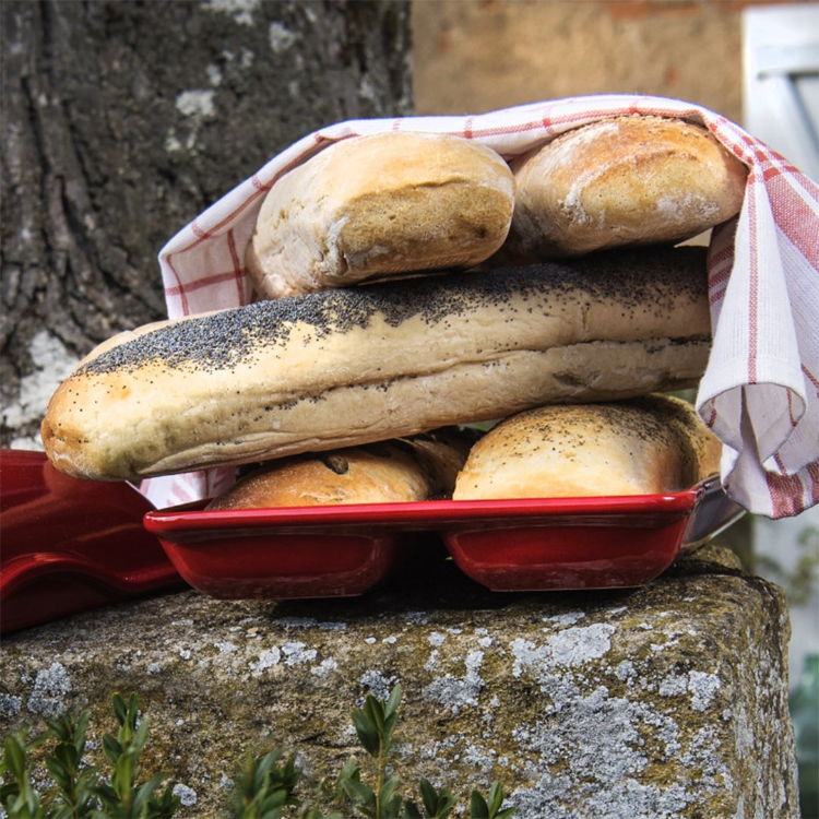 Pekač kruha Emile Henry Grand Cru Ciabatta, 39 x 23 x 11 cm, rdeča