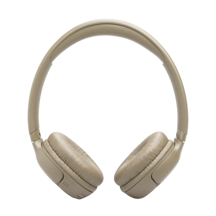 Škatla JBL Tune 530BT v bež barvi, prikaz slušalk, funkcij Pure Bass in 76h baterije.