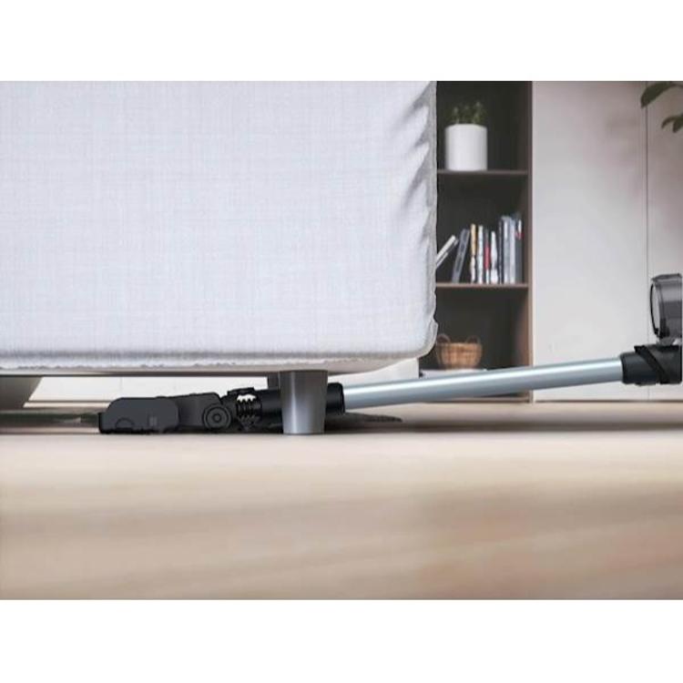 Nizek profil talne krtače sesalnika Hoover HF350HP za sesanje pod kavčem in nizkim pohištvom.