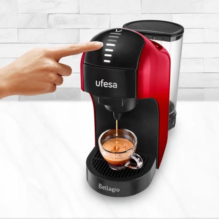 Kavni aparat Ufesa Bellagio Rossa, 1400W, rdeč