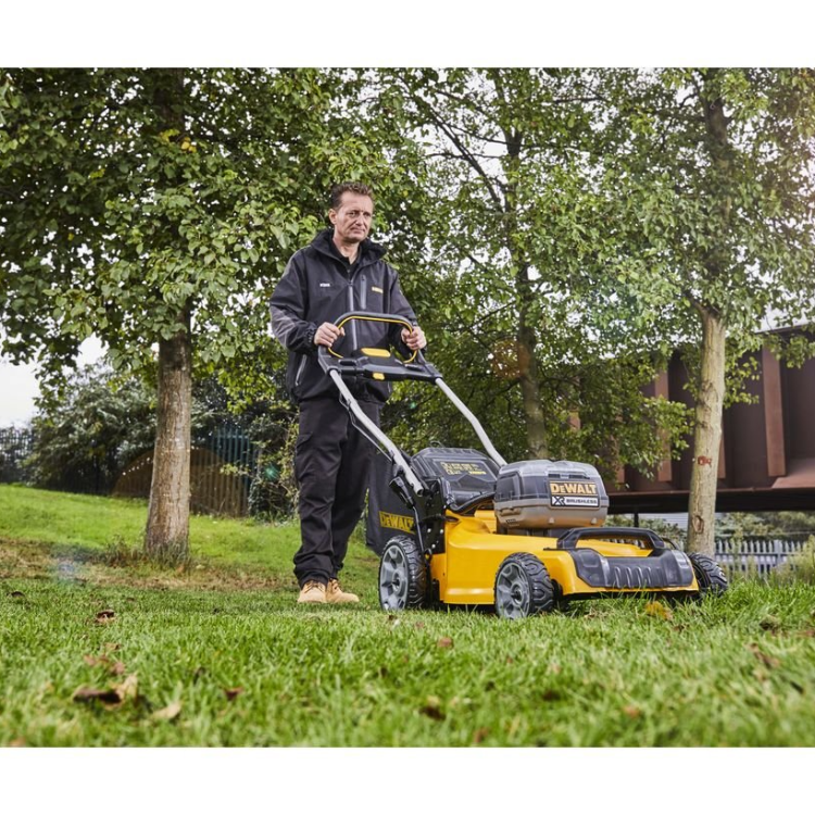 Akumulatorska kosilnica DeWalt DCMW564P2, 2X 18 V, 5Ah XR